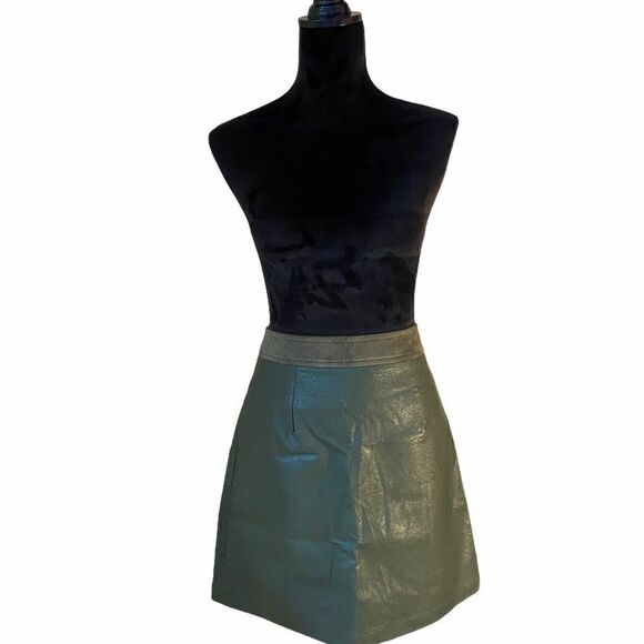 Apricot Lane Super Cute Suede & Faux Leather Skirt - Picture 1 of 4